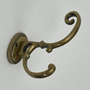 HOOK OVAL ROBE ANTIQUE BRASS (ST-69)