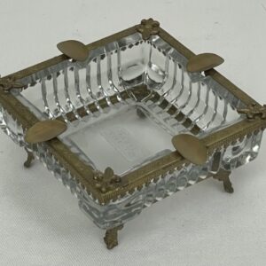 ASHTRAY FLEUR ANTIQUE BRASS (ST-167)