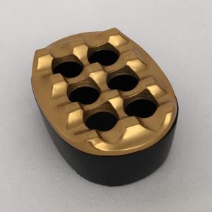 ASHTRAY DUNES OVAL MATT BLACK & BRASS (52-327-11)
