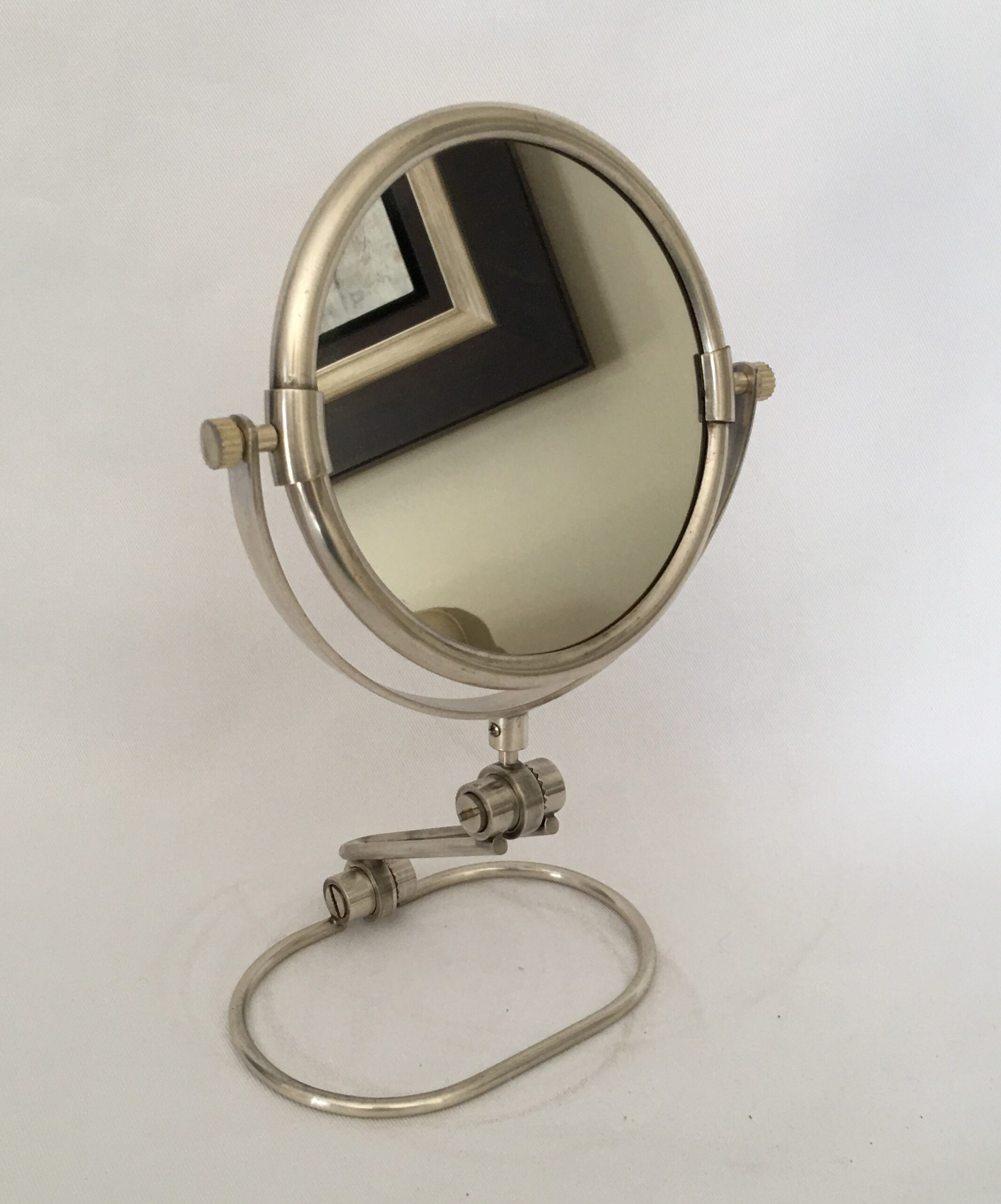 mirror table zig zag magnifying2 (2)