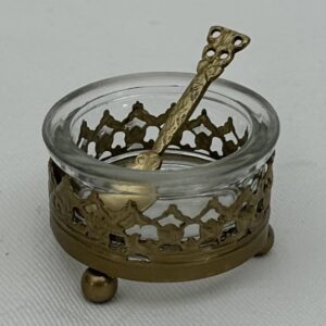 SALT POT QUEENS ANTIQUE BRASS (24998)